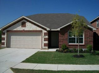 2303 Saffron Ln, Arlington, TX 76010