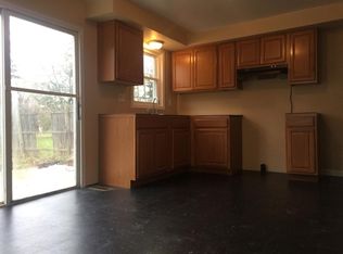 715 W 9th St, Monroe, MI 48161