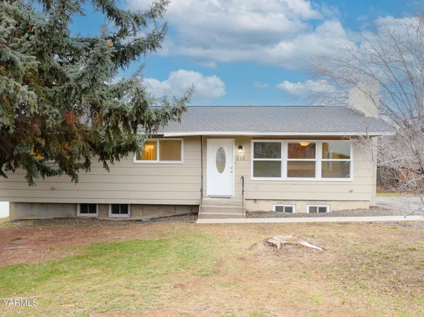 216 N 65th Ave, Yakima, WA 98908