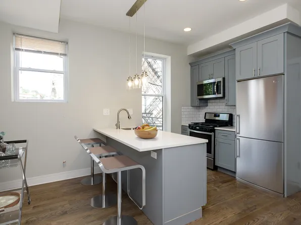 1945 N Winchester Ave APT 2F, Chicago, IL 60622