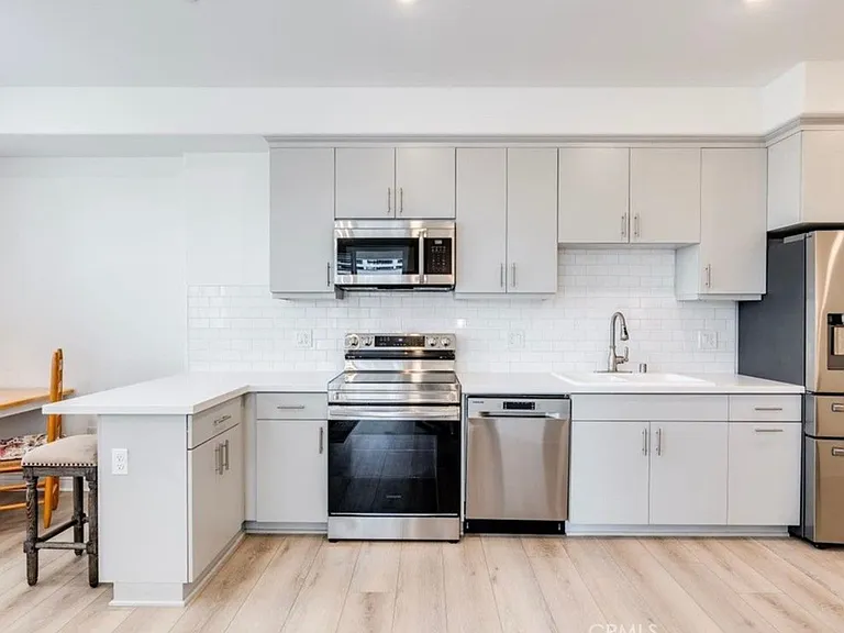 915 Madonna Rd #201 — Photo 9