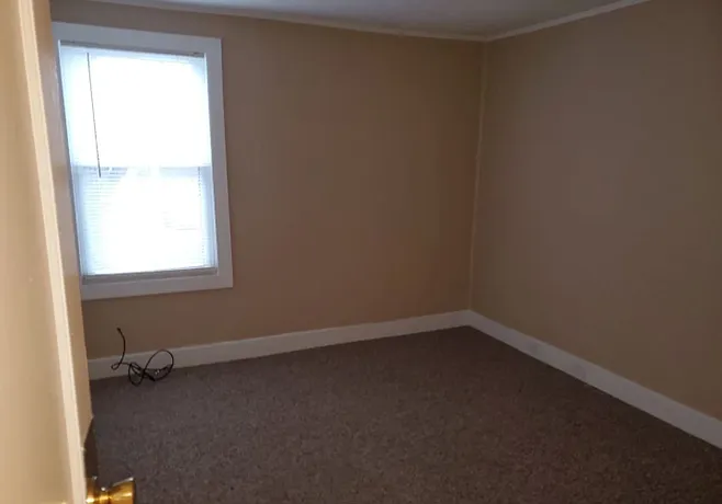 633 W Murphy St — Photo 5