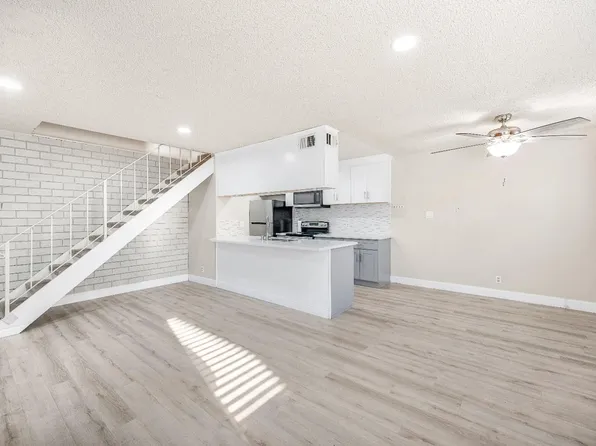 4912 N Holt Ave APT 101, Fresno, CA 93705