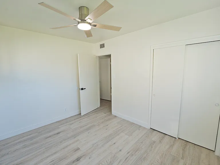 2205 Fairfax Rd — Photo 16