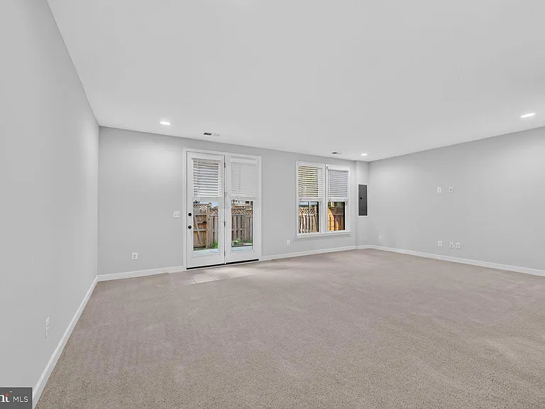 42302 Crawford Ter — Photo 4