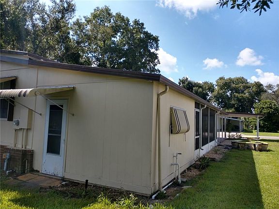 4th image of 1 Pine Ln