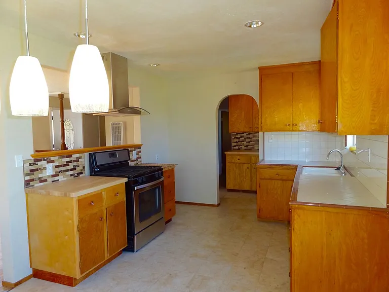 1395 Olympus Dr — Photo 4
