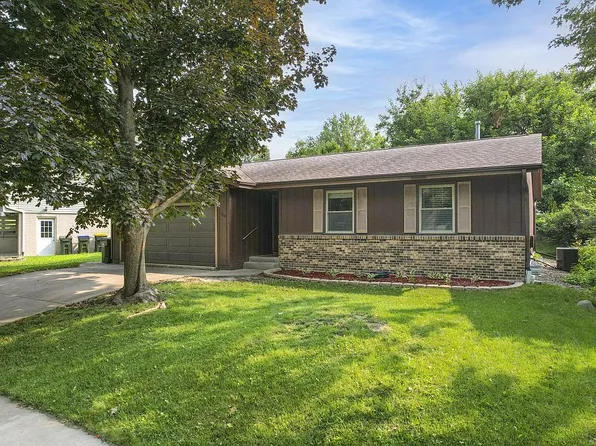 108 Oberlin St, Iowa City, IA 52245