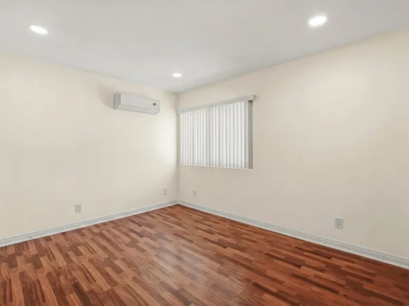 4572 Nebo Dr APT G, La Mesa, CA 91941