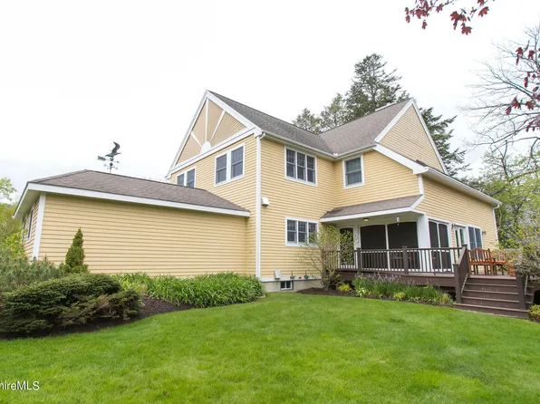 5 Copper Beech Ln, Great Barrington, MA 01230