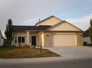 11735 N Huckleberry Dr, Nampa, ID 83651