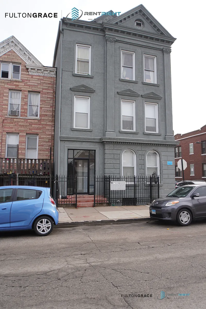 Building Photo - 2031 W 23rd St #2