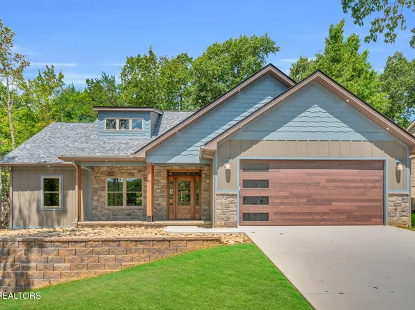24 Bacham Ln, Fairfield Glade, TN 38558