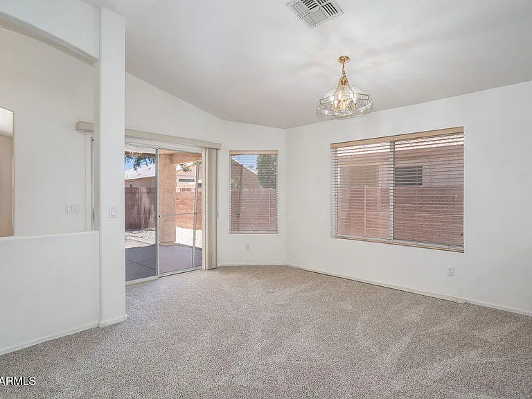 6762 W Del Mar Ln — Photo 13