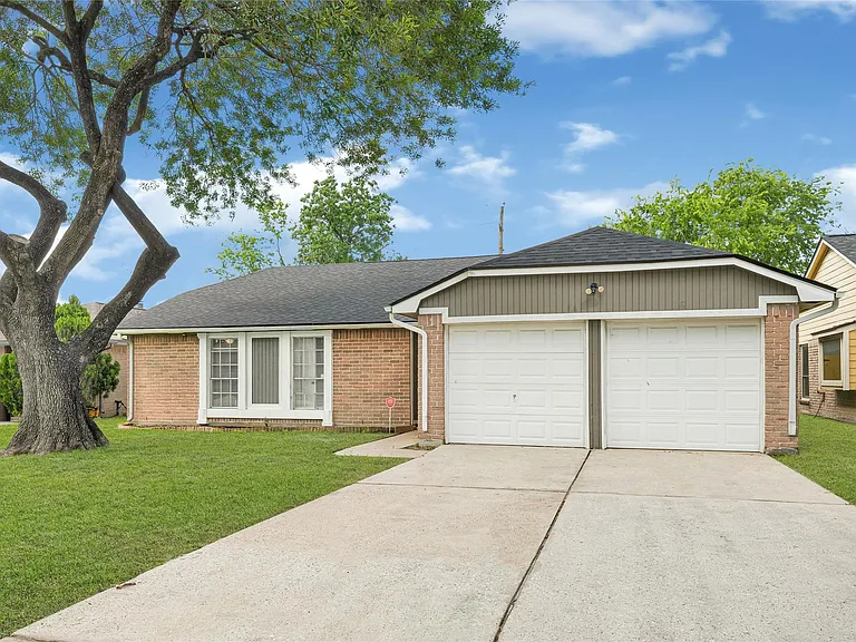 13439 White Cliff Dr — Photo 1