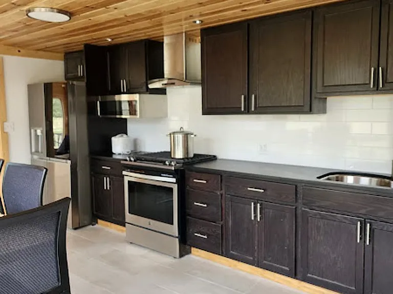 210 E Mountain Ave — Photo 11