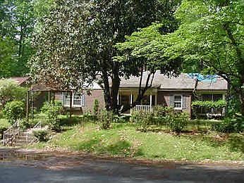1st image of 168 W Park Dr