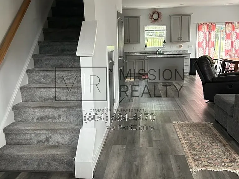 4520 Josephine Ln — Photo 5