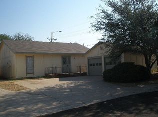 9105 Akron Ave, Lubbock, TX 79423