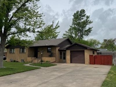 1915 Polk St, Great Bend, KS, 67530