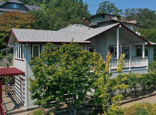 155 Scenic Dr, Ashland, OR 97520