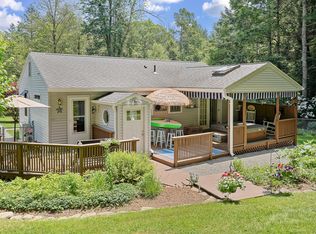 47 Little Bungee Hill Rd, Woodstock Valley, CT 06282