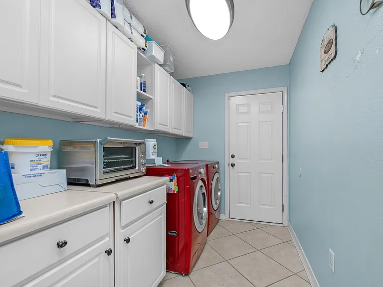 7017 Brighton Oaks Blvd — Photo 25