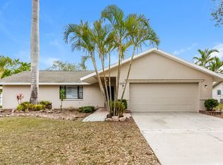 1669 Georgetowne Blvd, Sarasota, FL 34232