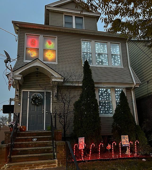 1st image of 119-121 Peck Ave