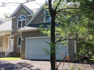 102B Blydenburgh Rd, Centereach, NY 11720