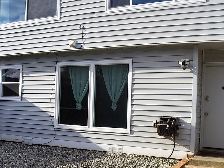 1001 W 77th Ave — Photo 28