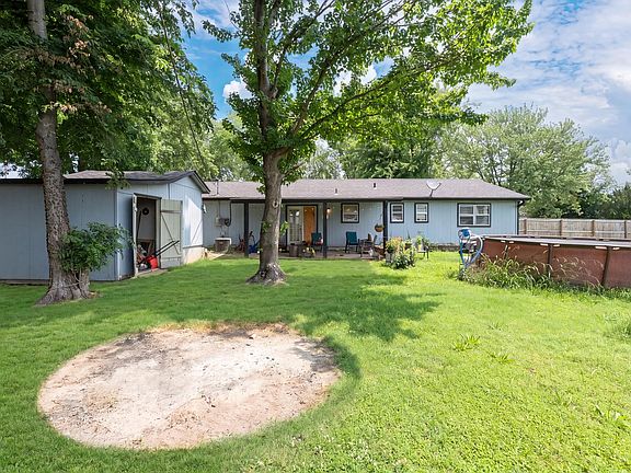 4th image of 3633 Circle Drive Pl