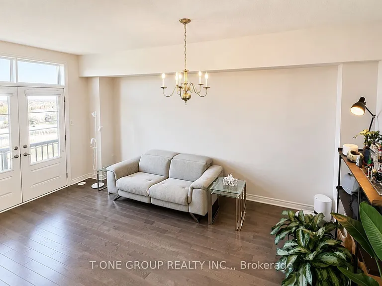 58 Campobello St — Photo 4