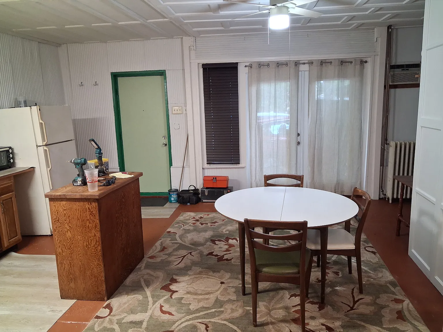 1 bed, 420 sqft, $700 — Photo 2