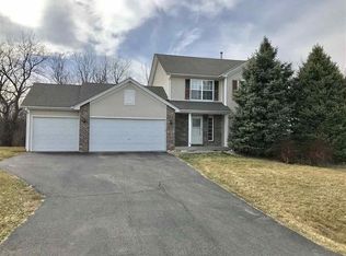 820 Applemint Ln, Roscoe, IL 61073