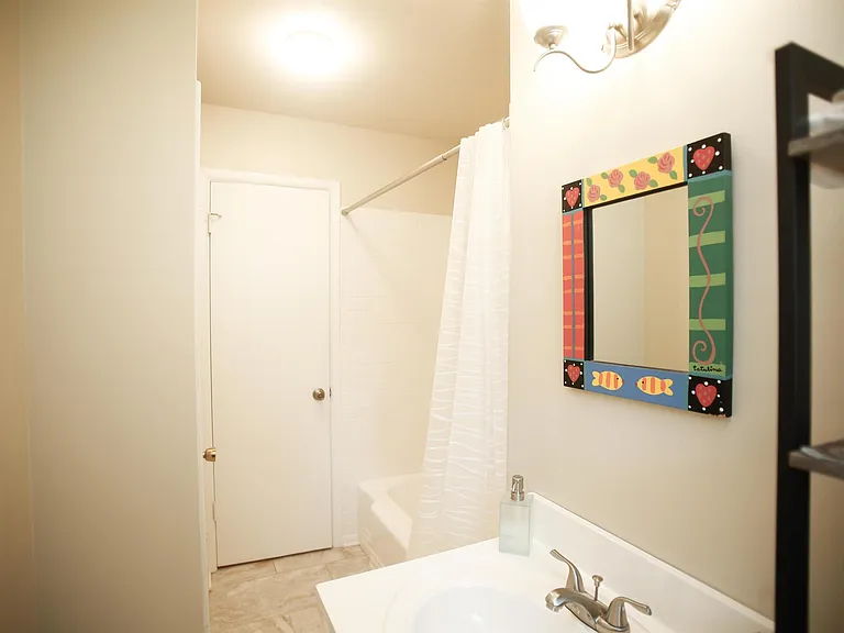 7220 Amherst Dr — Photo 18