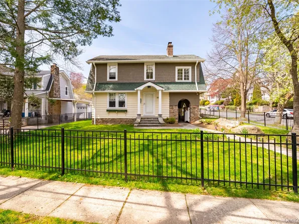 350 Hutchinson Boulevard, Mount Vernon, NY 10552