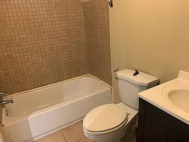 549 Lynnhaven Dr SW — Photo 5