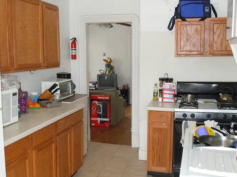 623 Ontario St SE #1 — Photo 3