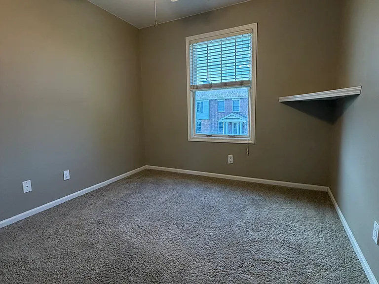 2717 Bristol Dr — Photo 12