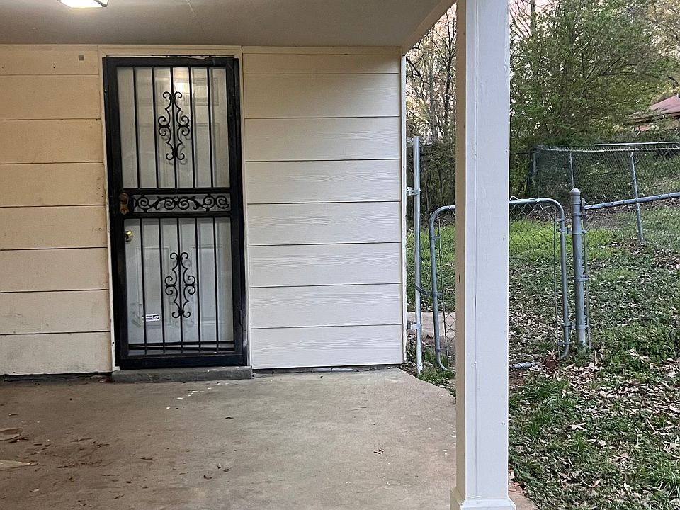 2nd image of 4057 Windermere Rd