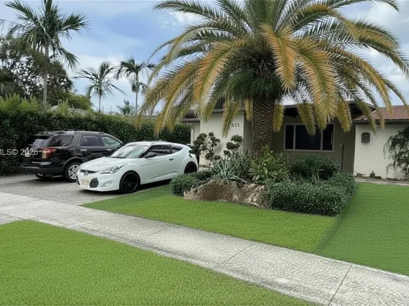6550 SW 8th St, Pembroke Pines, FL 33023