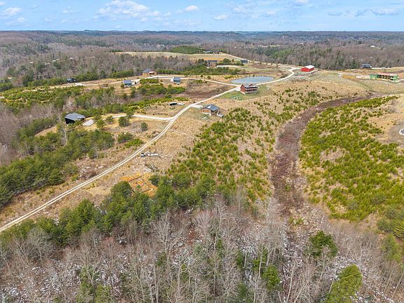 2nd image of 80 Shawnee Run