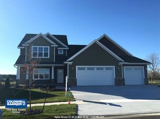 561 Pebblestone Cir, Hobart, WI 54155