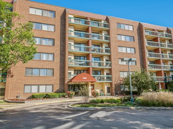 1800 Huntington Blvd APT 202, Hoffman Estates, IL 60169