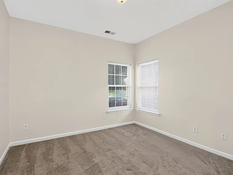3003 Moonstone Ln — Photo 8