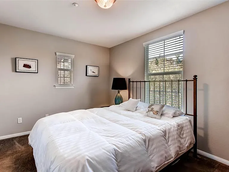 2540 Escala Cir — Photo 8