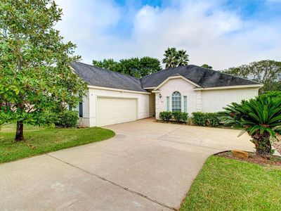 135 April Point Pl, Montgomery, TX, 77356