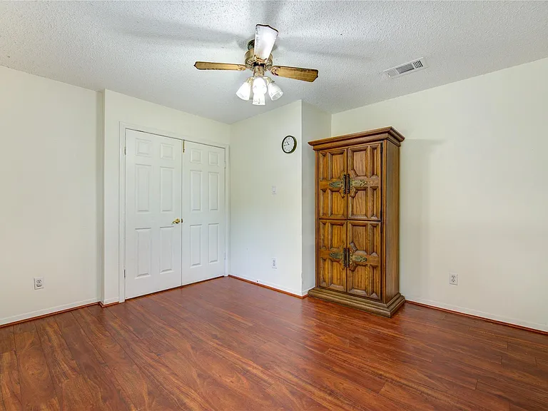 13103 Wickersham Ln — Photo 29