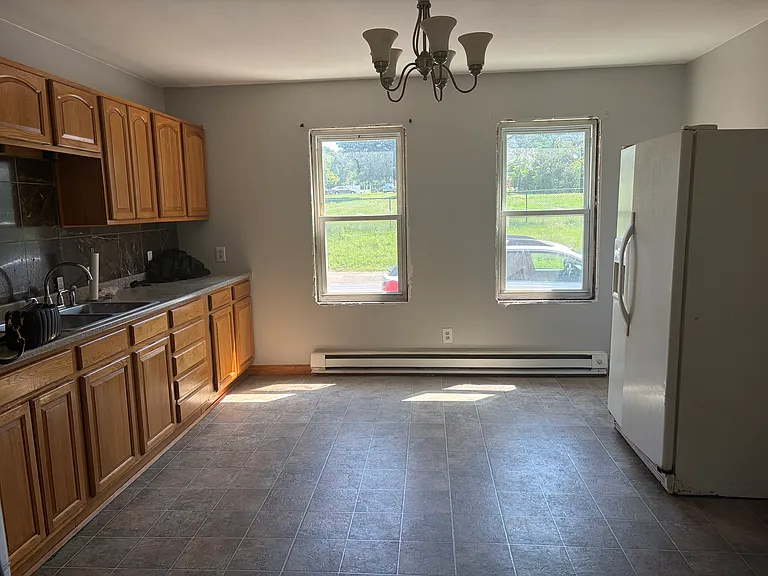 229 N Main St #1 — Photo 3